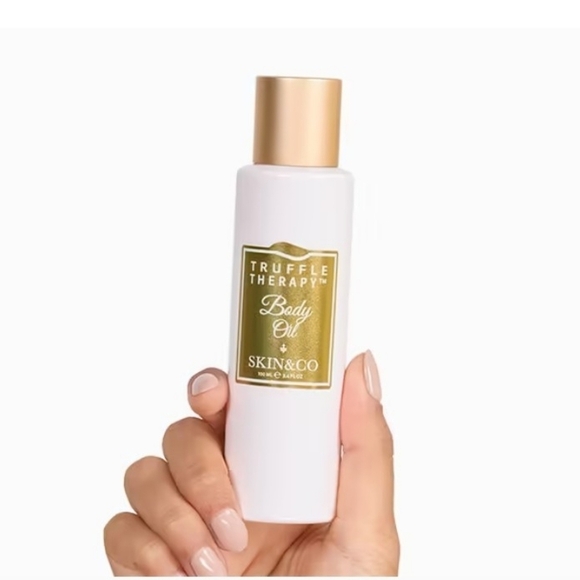 SKIN&CO ROMATruffle Therapy Ultra Rich Body Oil - Picture 1 of 1